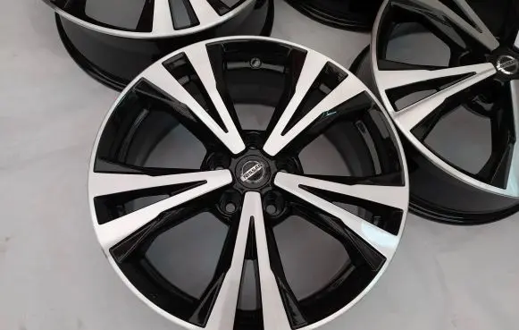 Nissan Qashqai R18 alloy rim HV03BMB94