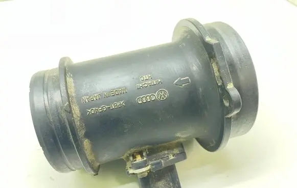 Audi A6 S6 C6 4F Mass air flow meter PBTGF40