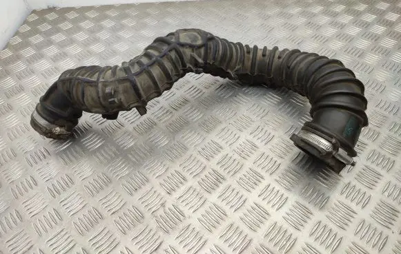Opel Vivaro Intercooler hose/pipe 8200607746