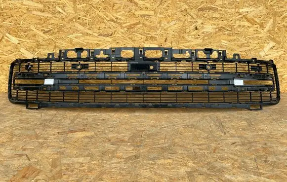 Land Rover Range Rover L460 Type LK Front bumper upper radiator grill M8E217F791A K26629K