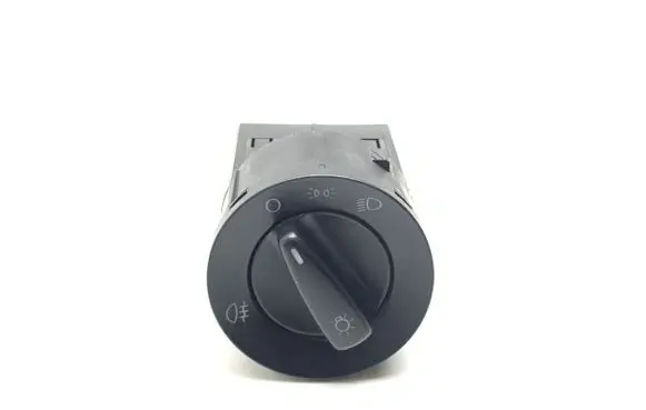 Volkswagen Golf IV Light switch 1C0941531