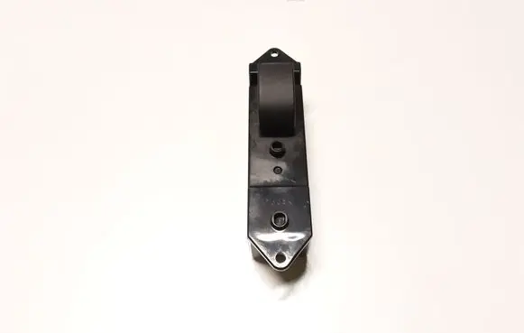Mitsubishi Outlander Electric window control switch MR502238 C8DD321M