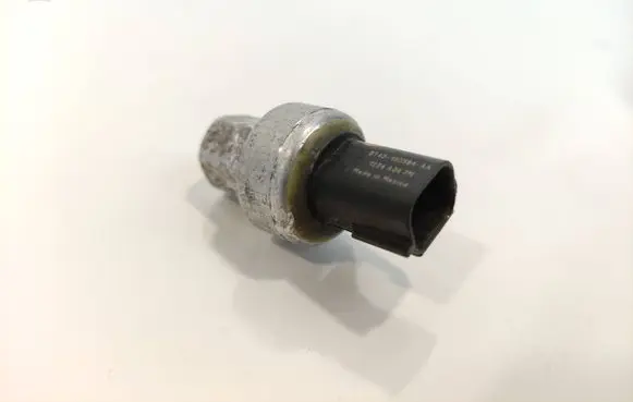 Ford Fiesta Air conditioning (A/C) pressure sensor BT4319D594AACARE