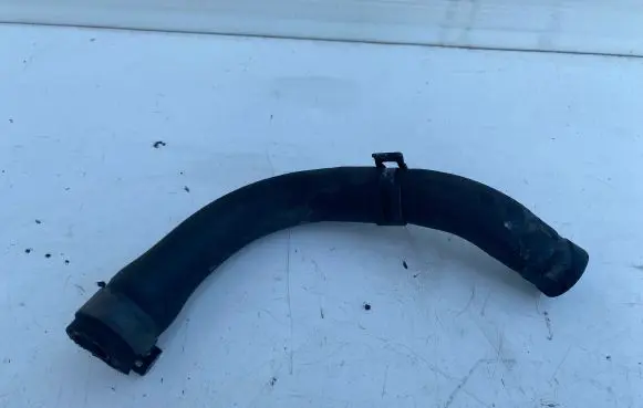 Volkswagen Tiguan Engine coolant pipe/hose