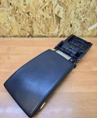 Volvo S80 Armrest 39870952