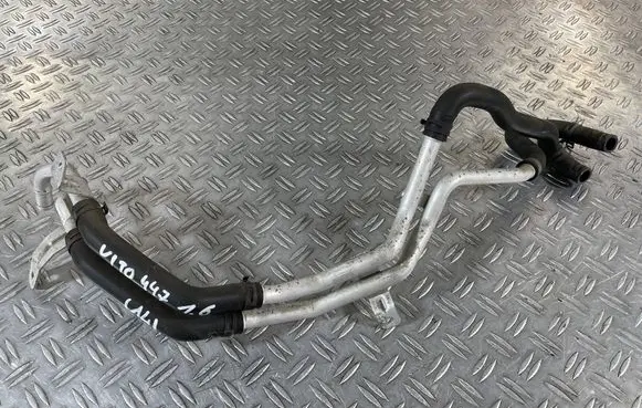 Engine coolant pipe/hose