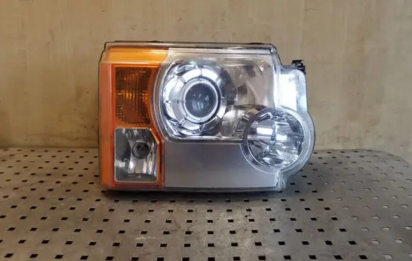 Land Rover Discovery 3 - LR3 Headlight/headlamp XBC500102