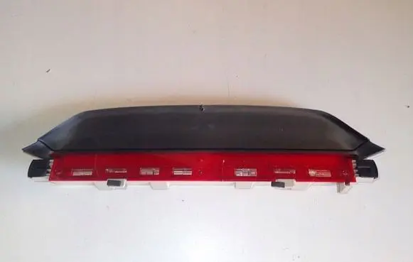 BMW X6 F16 Third/center stoplight