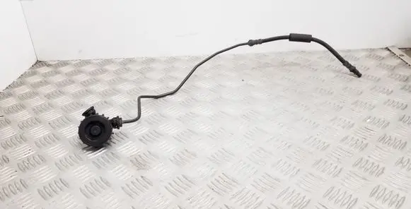 Volkswagen Tiguan Clutch pipe/line 5N2721465F