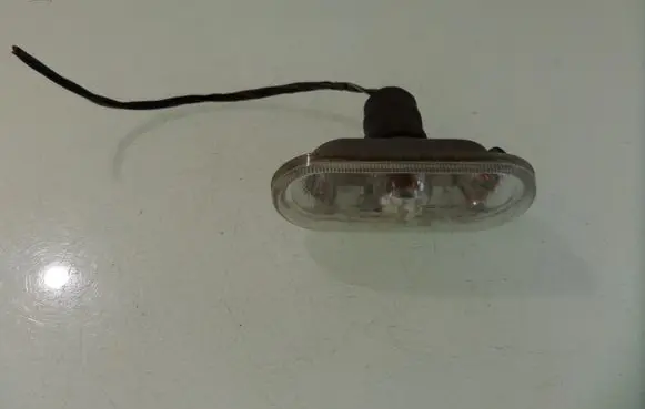 Volkswagen Golf IV Front fender indicator light 2K0949117