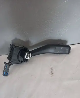 Volkswagen Touran I Wiper control stalk 1K0953519A 01203506 20350652815007