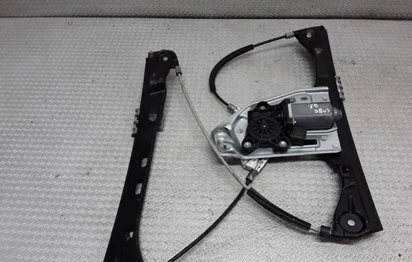 Mercedes-Benz C W203 Front door window regulator with motor A2037201846