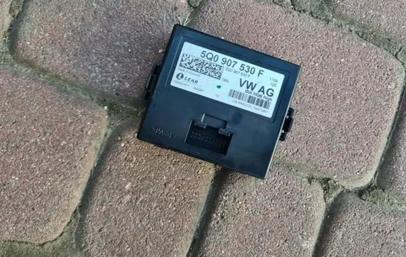 Volkswagen Golf VII Gateway control module 5Q0907530F