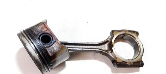 Piston with connecting rod