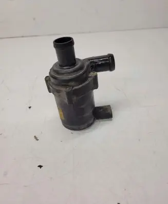 Audi Q7 4L Electric auxiliary coolant/water pump 7L0965561L