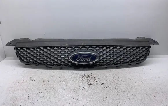 Ford Focus Front grill 4M518138AE 4M518200BJ