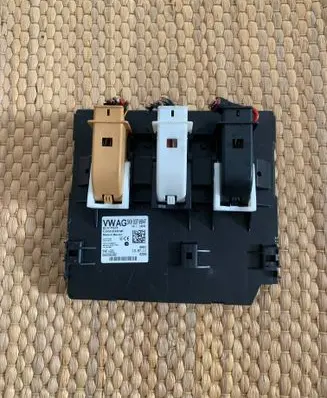 Volkswagen Golf VI Comfort/convenience module 5K0937084F 5WG50282 BCMPQ35