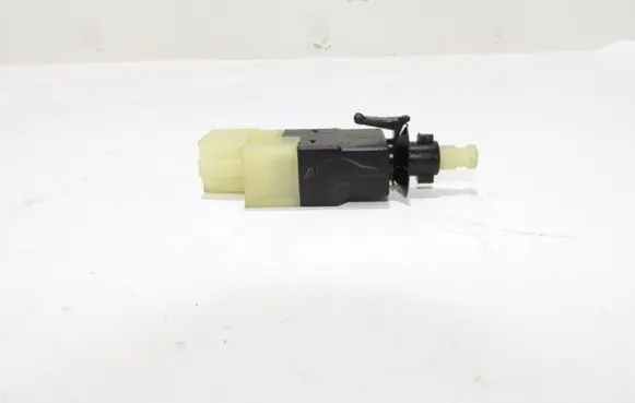 Mercedes-Benz E W211 Brake pedal sensor switch 54625908