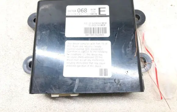 Mitsubishi Outlander Other control units/modules 8670A068