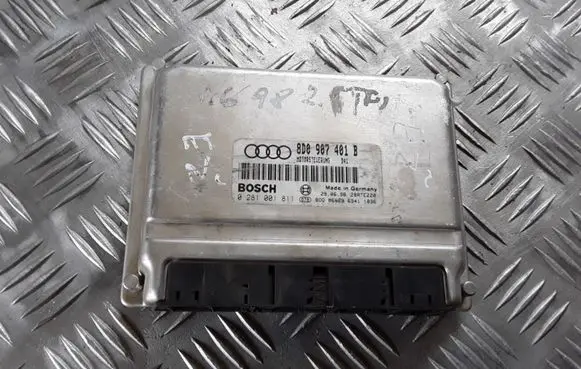 Audi A6 S6 C5 4B Engine control unit/module 8D0907401B 0281001811