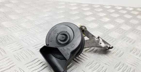 Volkswagen PASSAT B7 Horn signal 3AA951206G 7N0951221A