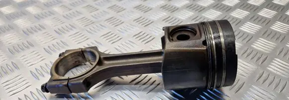 Renault Espace IV Piston with connecting rod