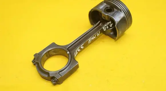 Ford Mondeo MK IV Piston with connecting rod