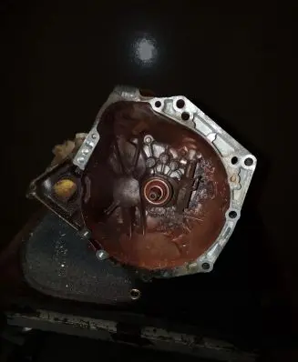 Manual 5 speed gearbox