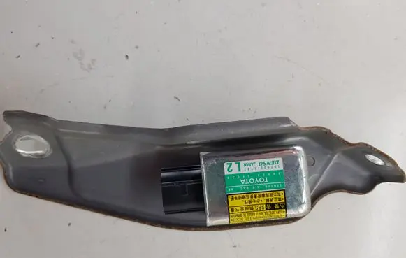 Lexus GS 300 350 430 450H Airbag deployment crash/impact sensor 8983430020 1879001782