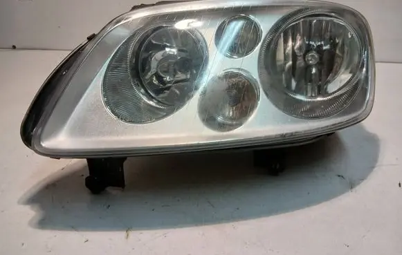 Volkswagen Touran I Headlight/headlamp 0301205201 1T0941005D