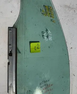 Opel Astra H Front door window glass four-door 43R001582