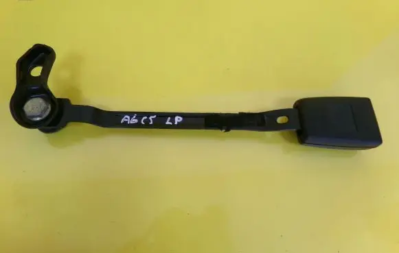 Audi A6 S6 C5 4B Front seatbelt buckle 4B0857755J