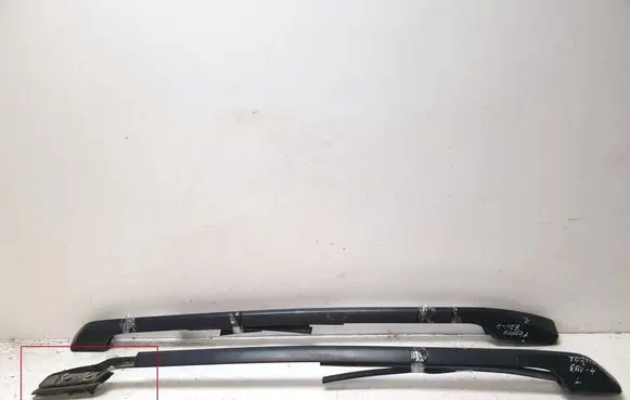 Toyota RAV 4 (XA20) Roof bar rail 