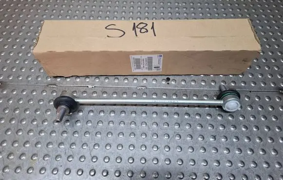 Alfa Romeo Giulietta Front anti-roll bar/stabilizer link 50531823 68259979AA