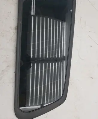 Volvo XC70 Rear side window 30674857 30674855