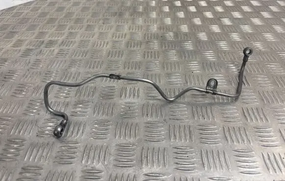 Peugeot 4008 Turbo turbocharger oiling pipe/hose