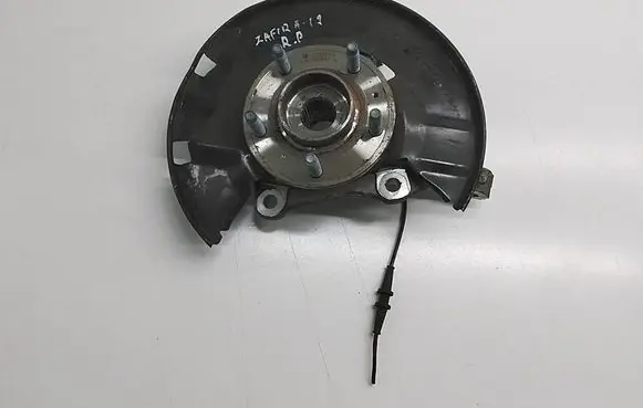 Opel Zafira B Front wheel hub 12824459