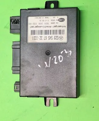 Mercedes-Benz C W203 Tow bar trailer control unit/module 0295456732 5DS00810200