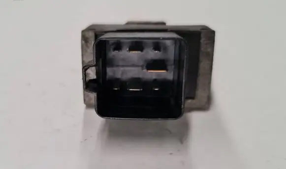 Volvo S40, V40 Glow plug pre-heat relay