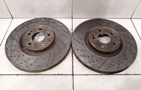 Mercedes-Benz A W176 Front brake disc A1764210212