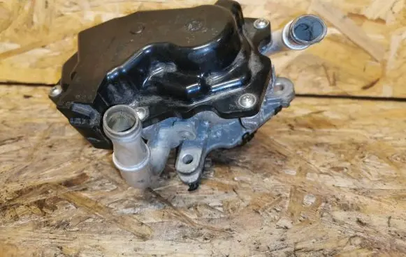 Audi A4 S4 B8 8K EGR valve 04L131501N DC2501500103 V29055543