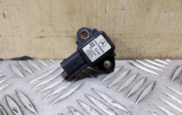 Mercedes-Benz CLS C219 Air pressure sensor A0041538428 MB12233209