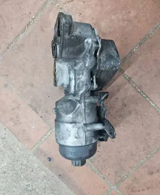 Citroen C4 Grand Picasso Engine oil radiator 9801622280