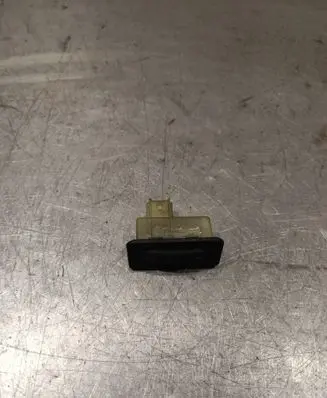 Renault Avantime Tailgate glass/window release handle 8200000900