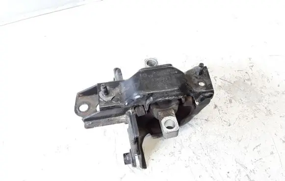 Volvo C30 Engine mount bracket 6Q0199556