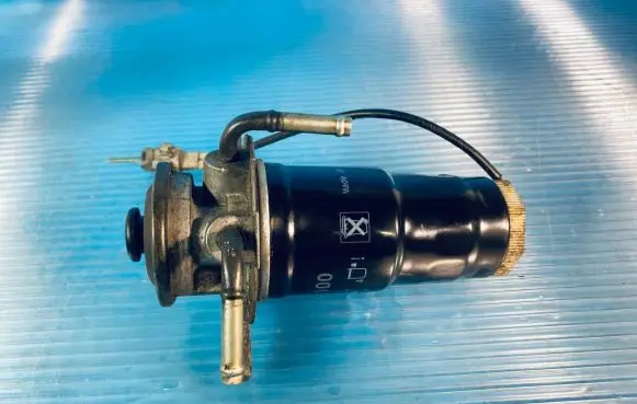 Toyota Previa (XR30, XR40) II Fuel filter KC100