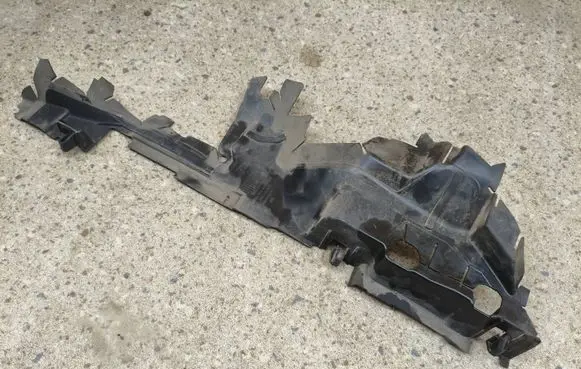 Volkswagen Tiguan Allspace Intercooler air guide/duct channel 5NN121284 5NN121284F
