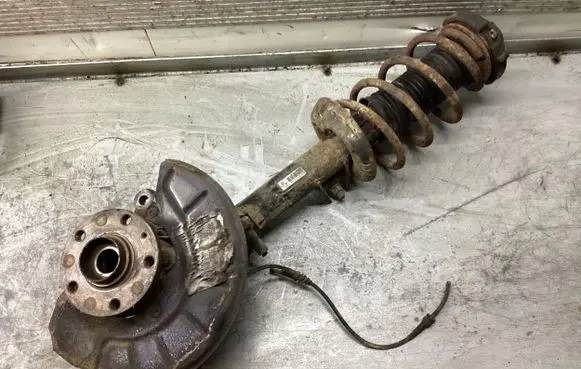 Skoda Octavia Mk2 (1Z) Front wheel hub spindle knuckle 9545378 14D5A1 1T0413031DN
