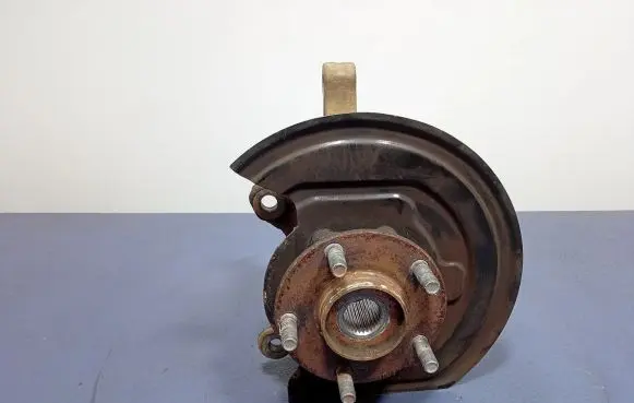 Nissan Pulsar Front wheel hub spindle knuckle 400151KK0H