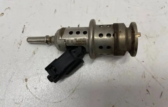 Volvo XC60 AdBlue injector 32203677 8888784986